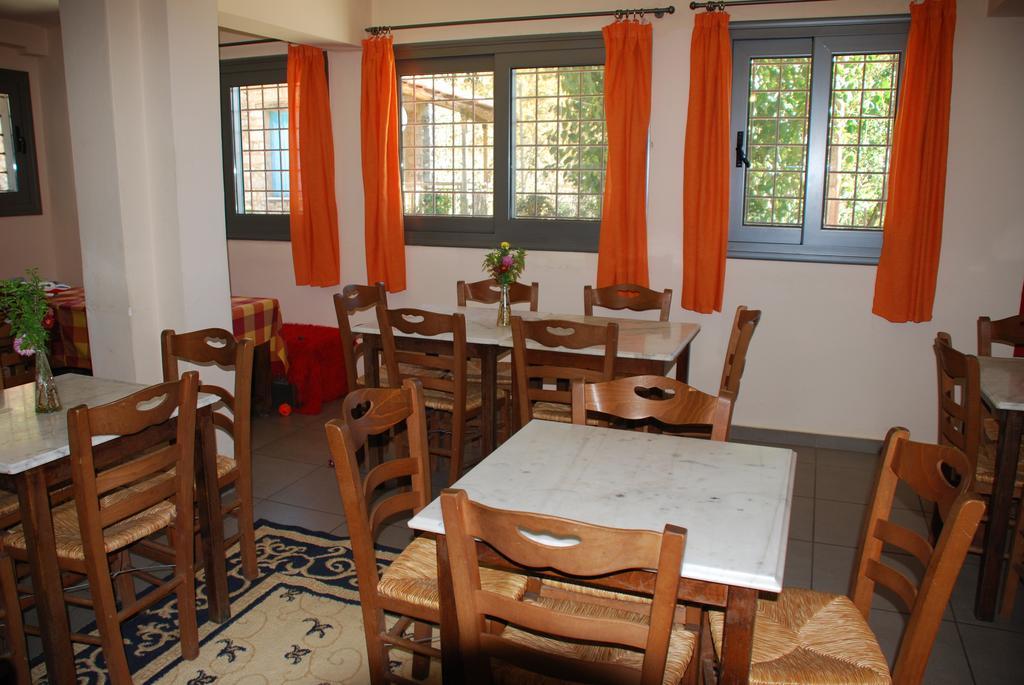Hôtel To Greki à Livartzi Extérieur photo