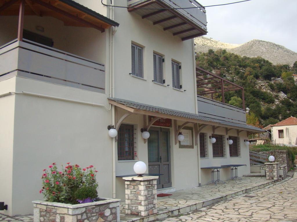 Hôtel To Greki à Livartzi Extérieur photo