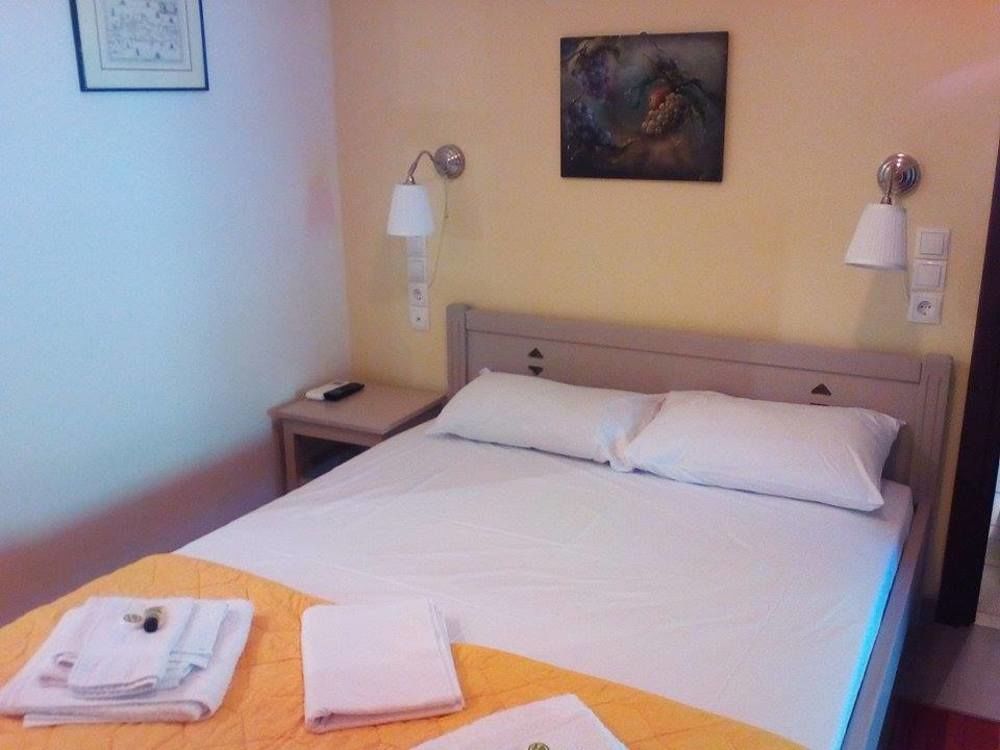 Hôtel To Greki à Livartzi Extérieur photo