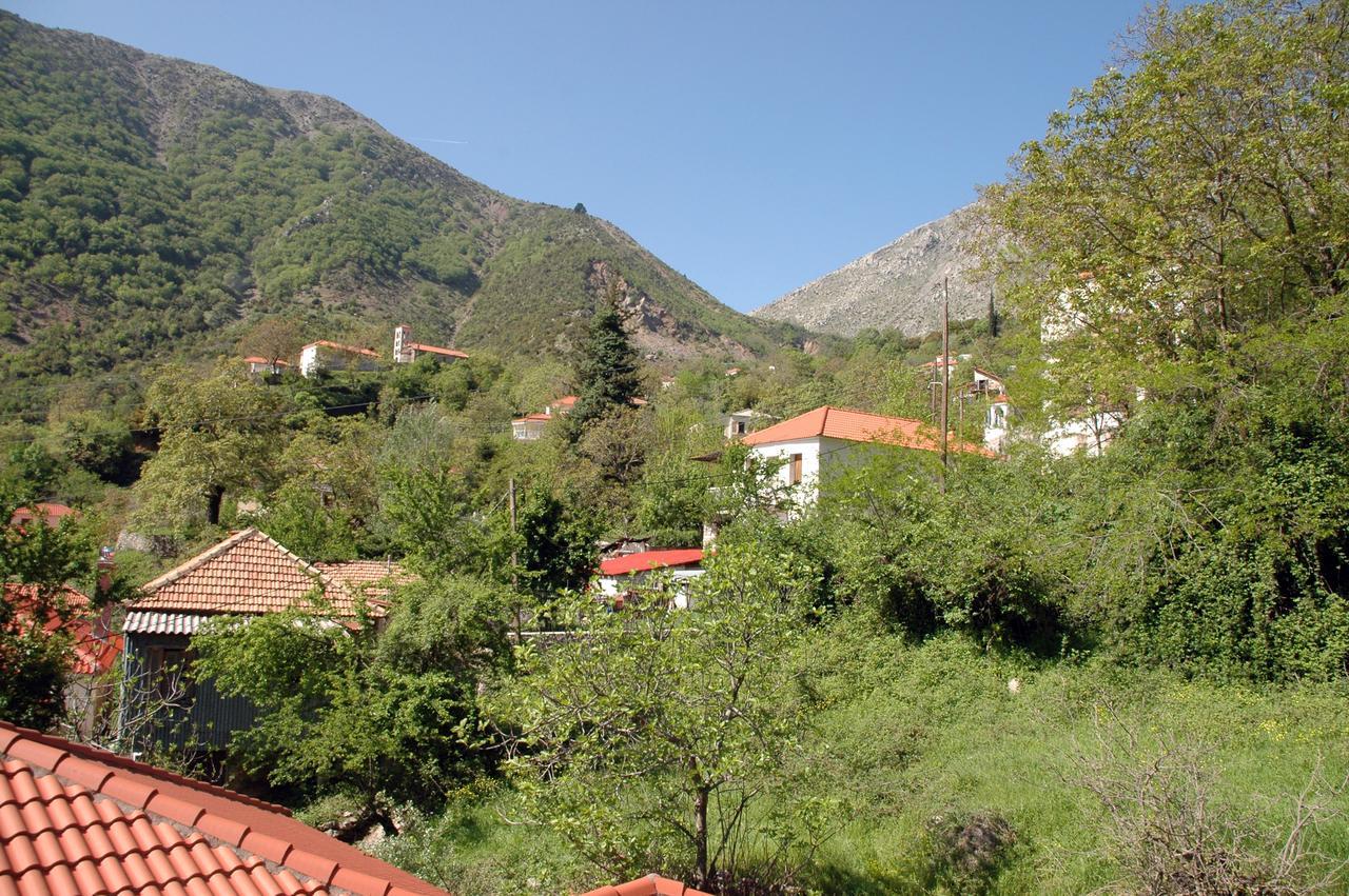 Hôtel To Greki à Livartzi Extérieur photo